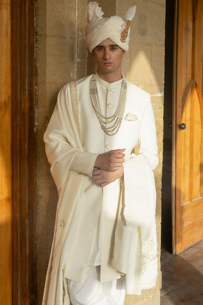Classic – Ivory Tailored Sherwani