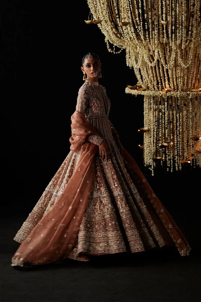 Zyva Chandni Bridal ’26 – Peach-Rust Pishwas with Zardozi | Saad Bin Shahzad