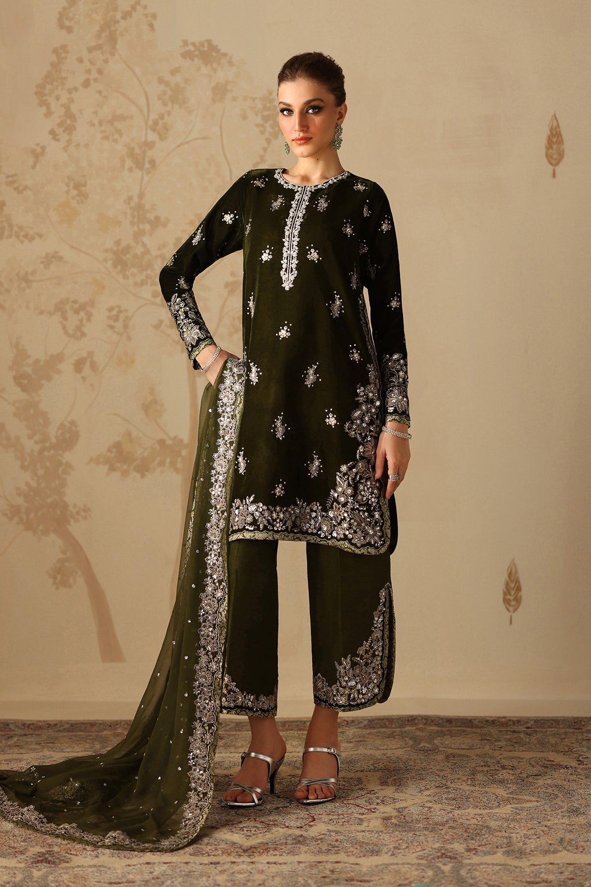 Embroidered Velvet UF-4311