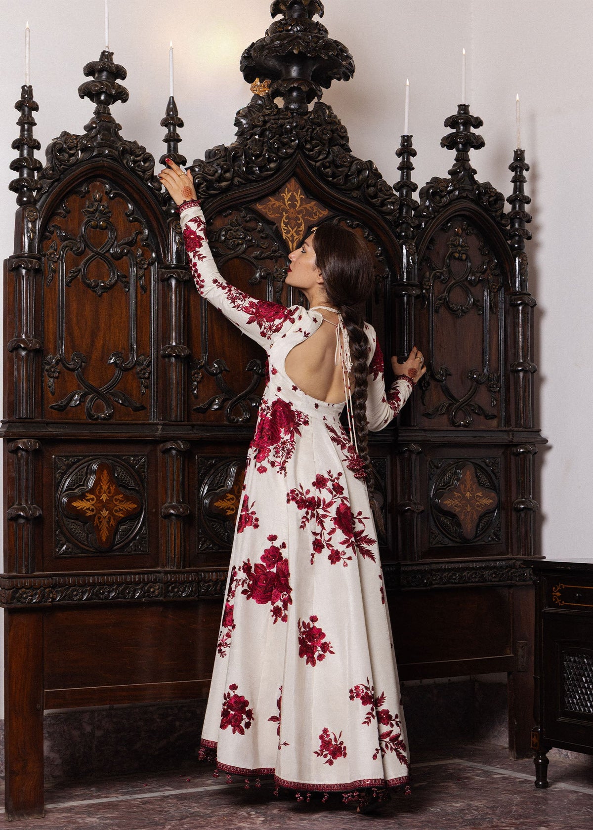 Hussain Rehar Gulnar embroidery detail