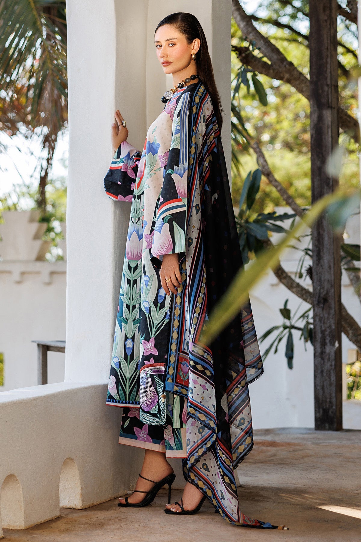 Digital Printed Lawn RTW-9311 - Jazmin