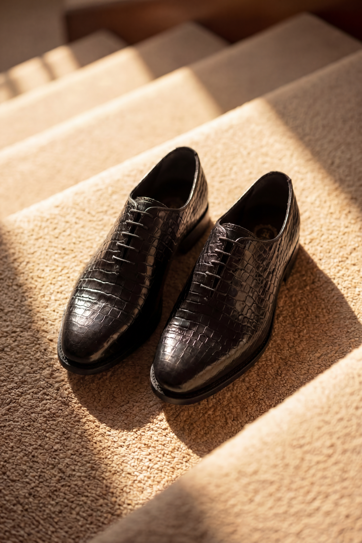 Black Croco-Textured Leather Shoes