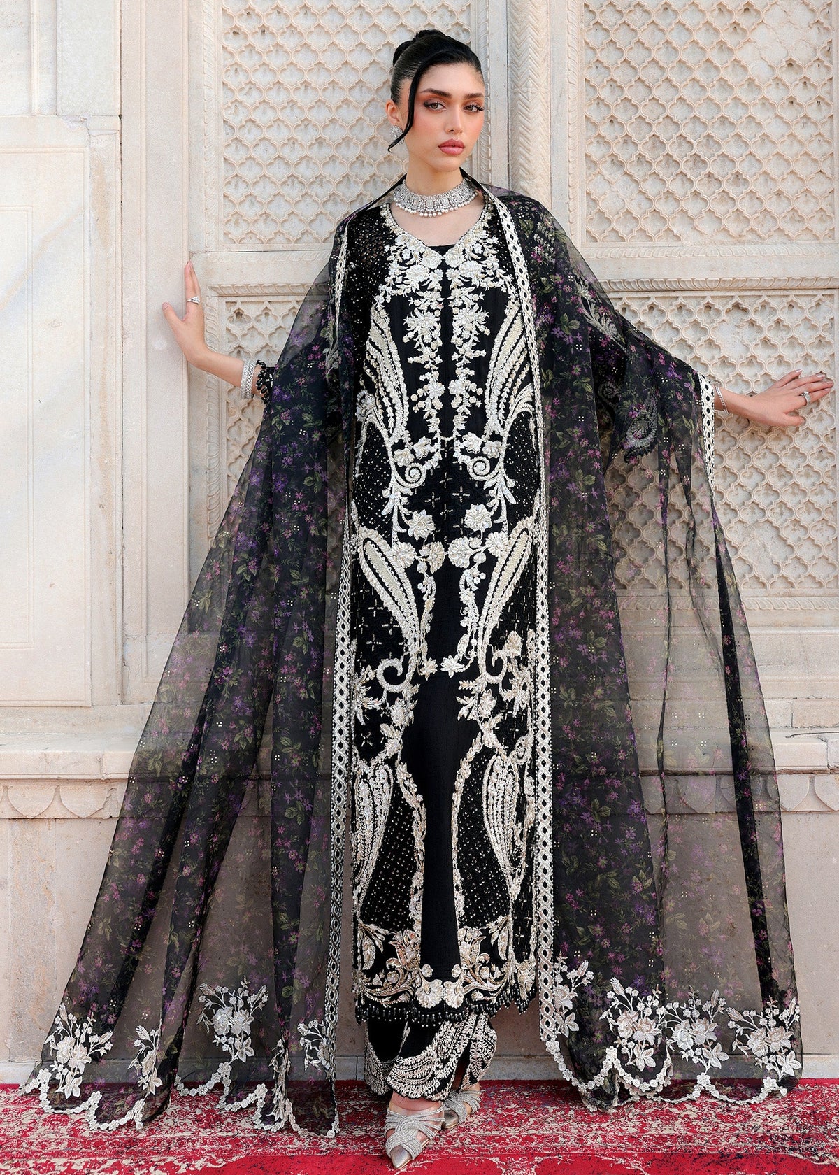 Delina – Black by Saira Shakira