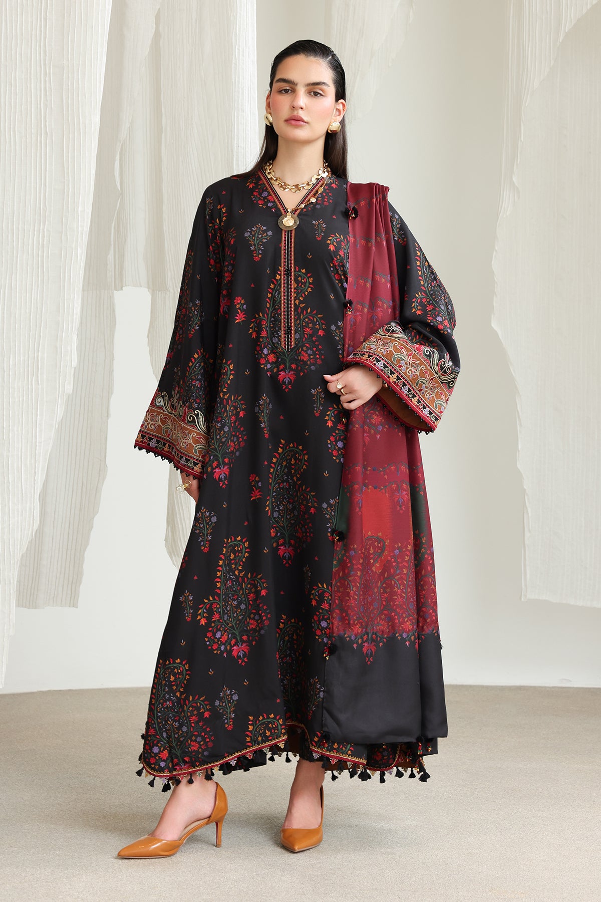 Digital Printed Viscose UF-4572 - Baroque