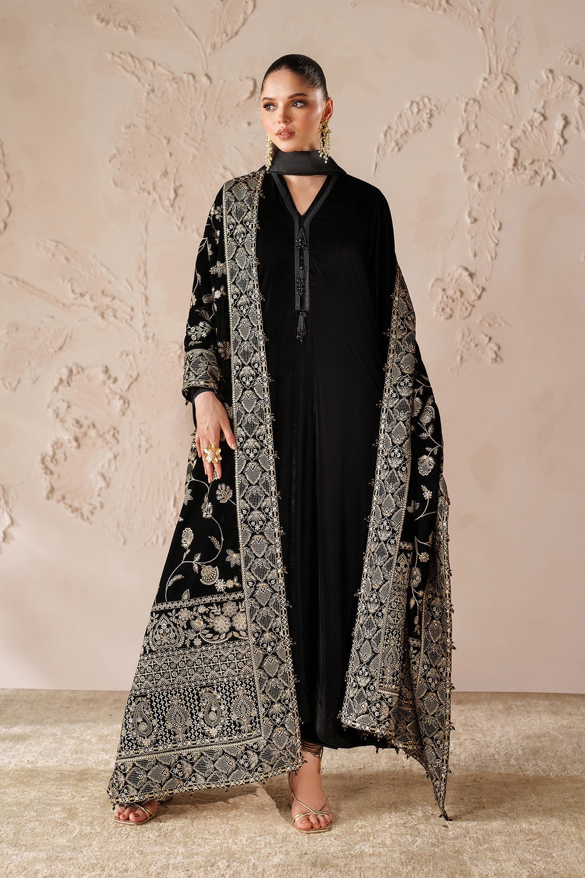 Embroidered Velvet Shawl VS-57