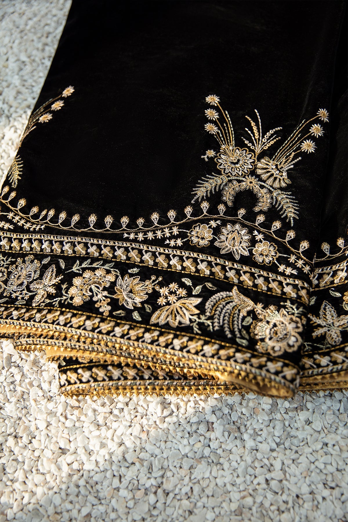 Embroidered Velvet Shawl VS-24