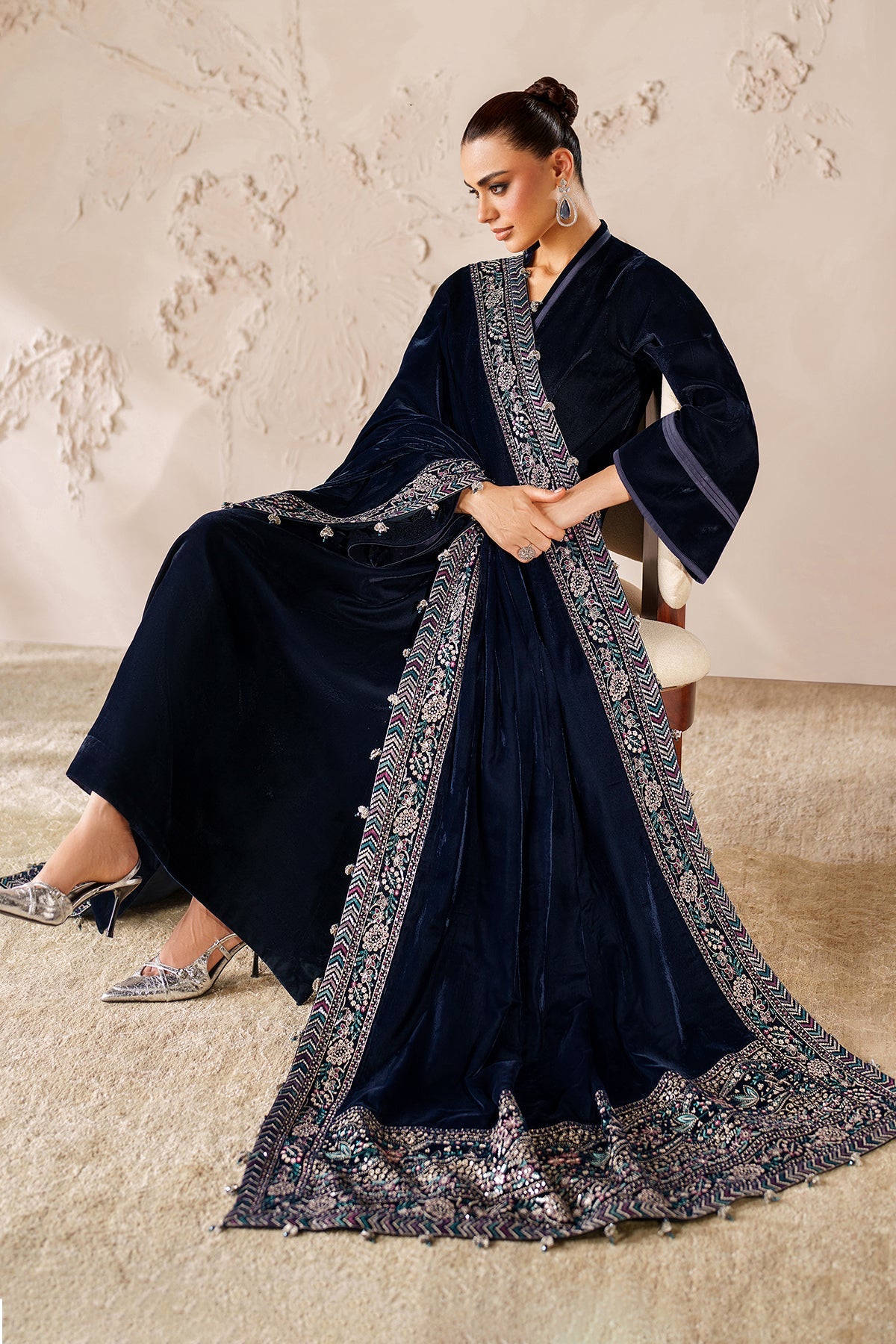 Embroidered Velvet Shawl VS-58