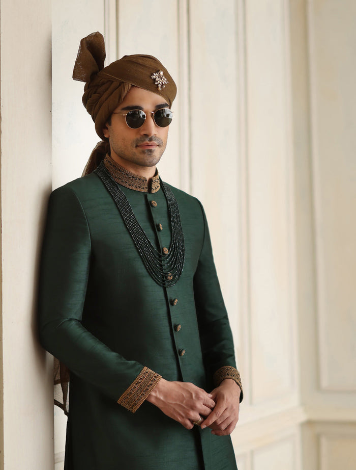 Brown Turban with Brouch