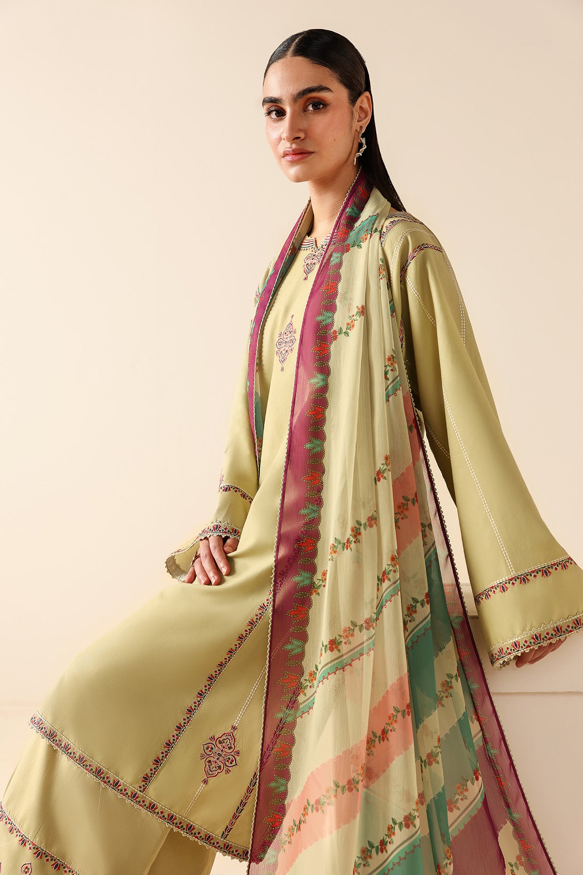 Embroidered Lawn RTW-9339 - Jazmin