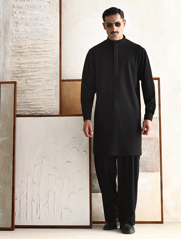 Black Textured Loose Fit Kurta Pajama