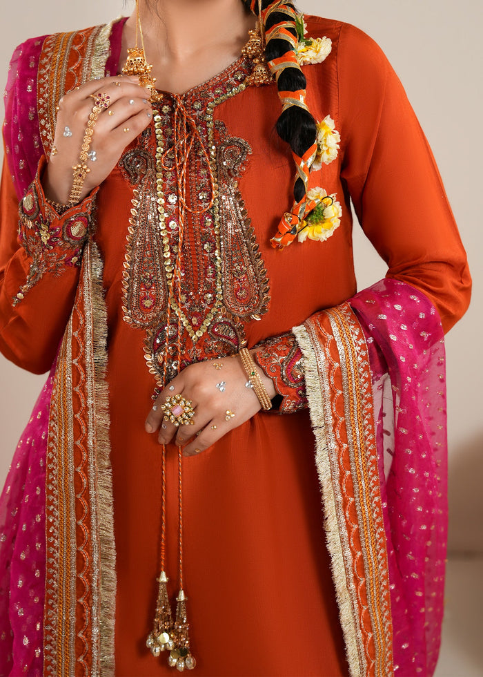 2608A Embroidered 3 Piece