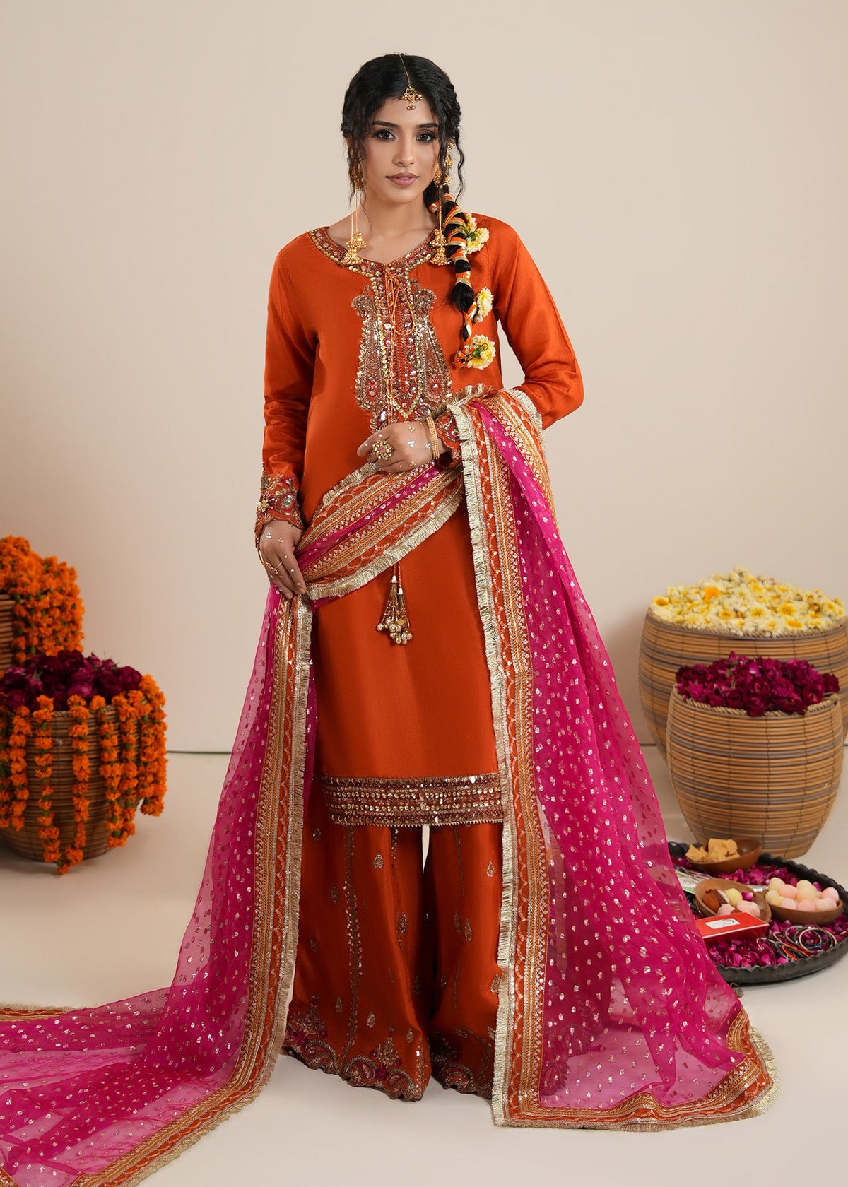 2608A Embroidered 3 Piece