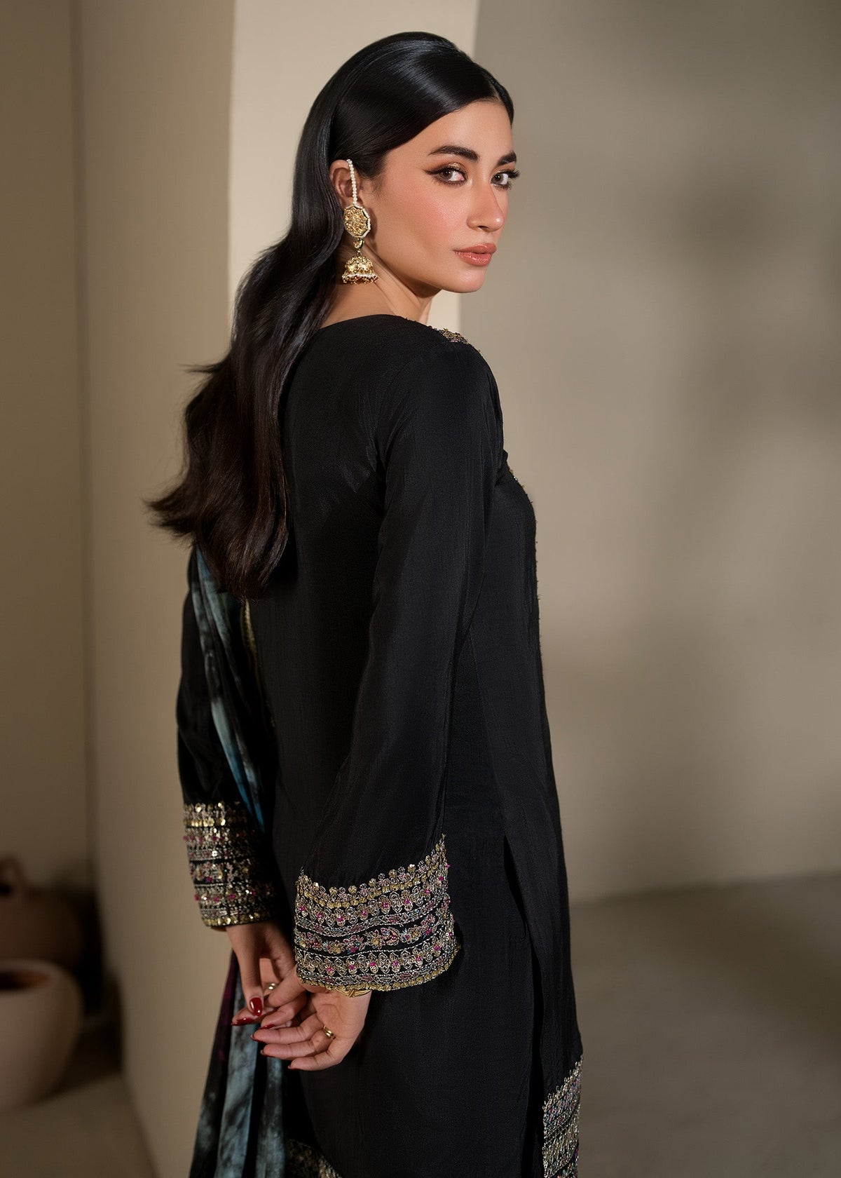 2619B Embroidered 3 Piece