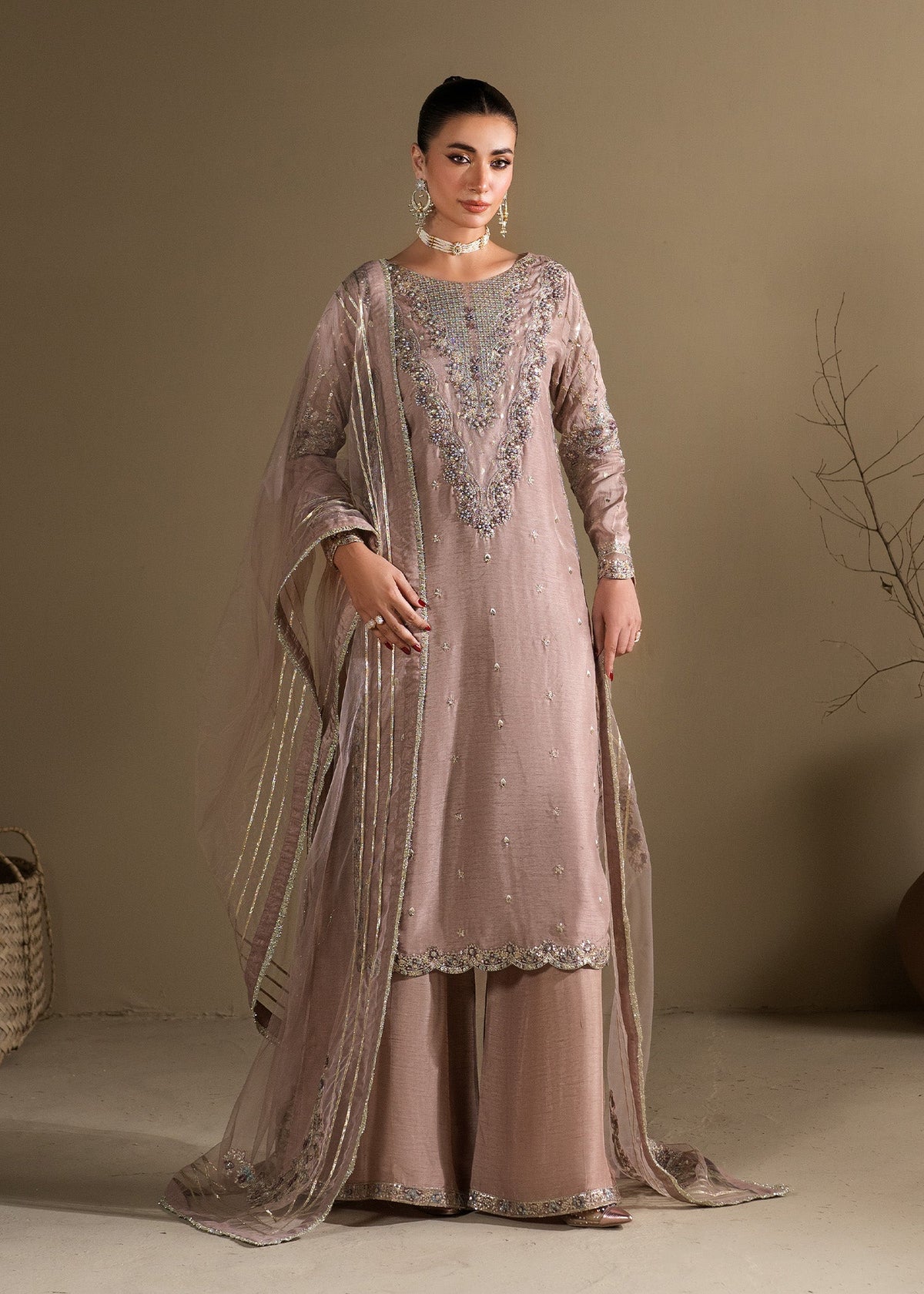 2620A Embroidered 3 Piece