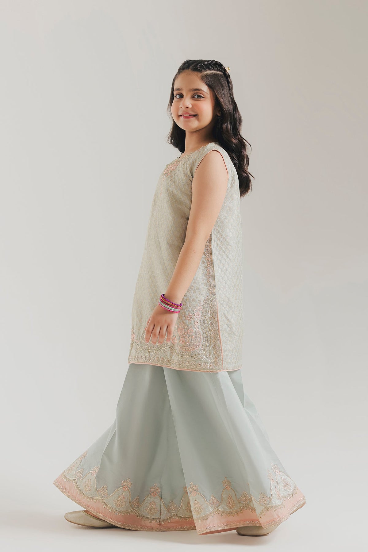 Embroidered Suit (E1060/404/721 E1060/304/721)
