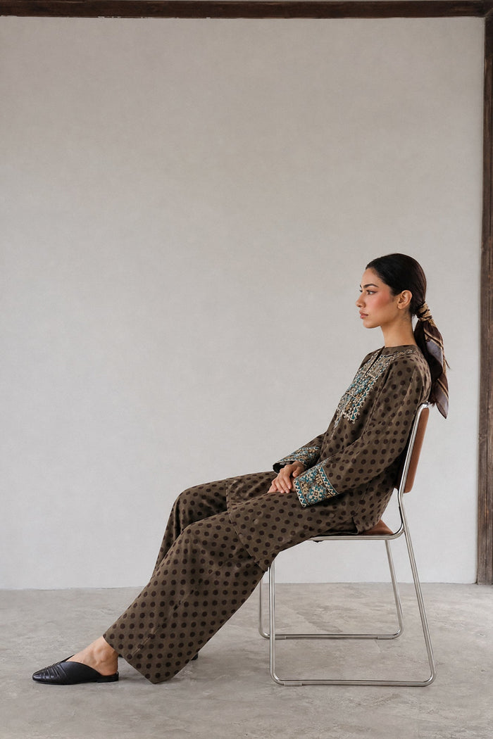Embroidered 2 Piece Suit E9327