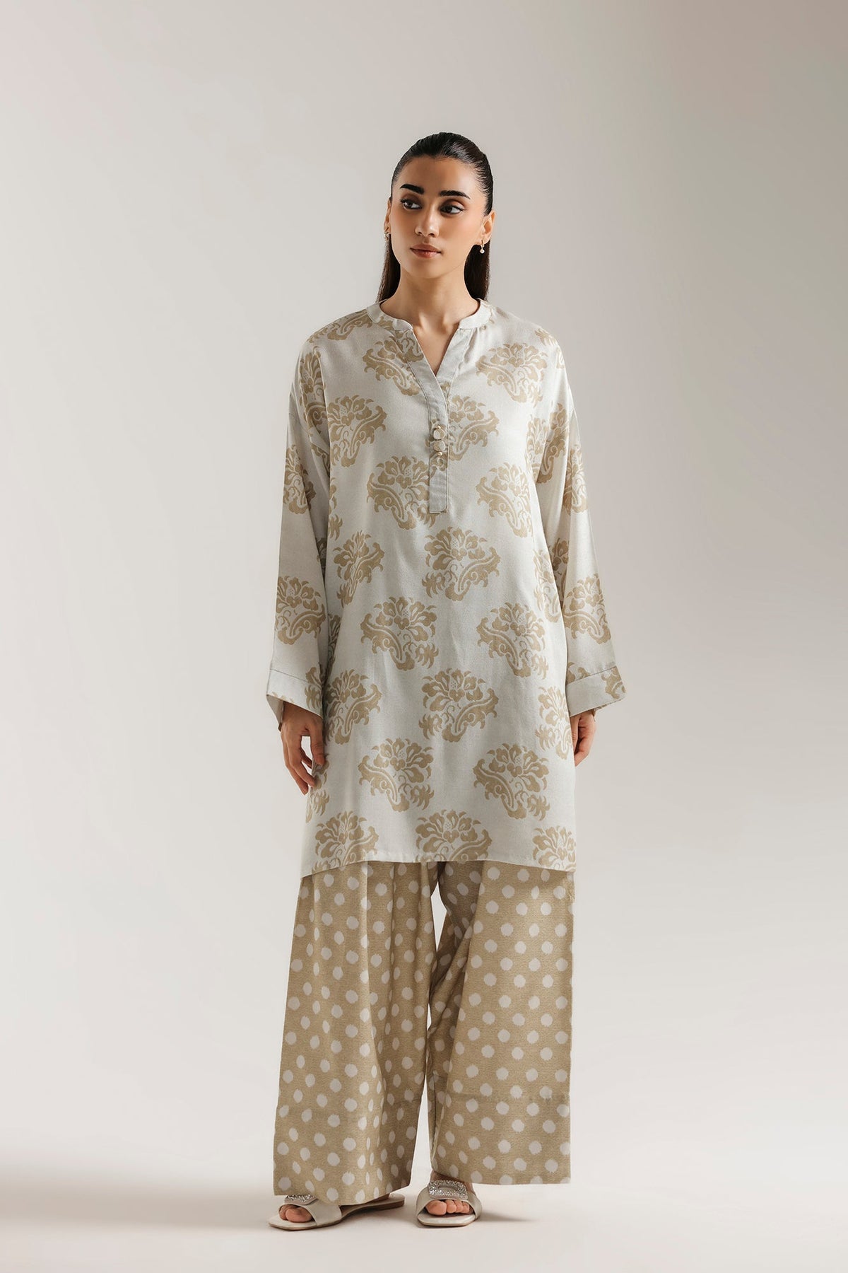 Embroidered 2 Piece Suit E9818