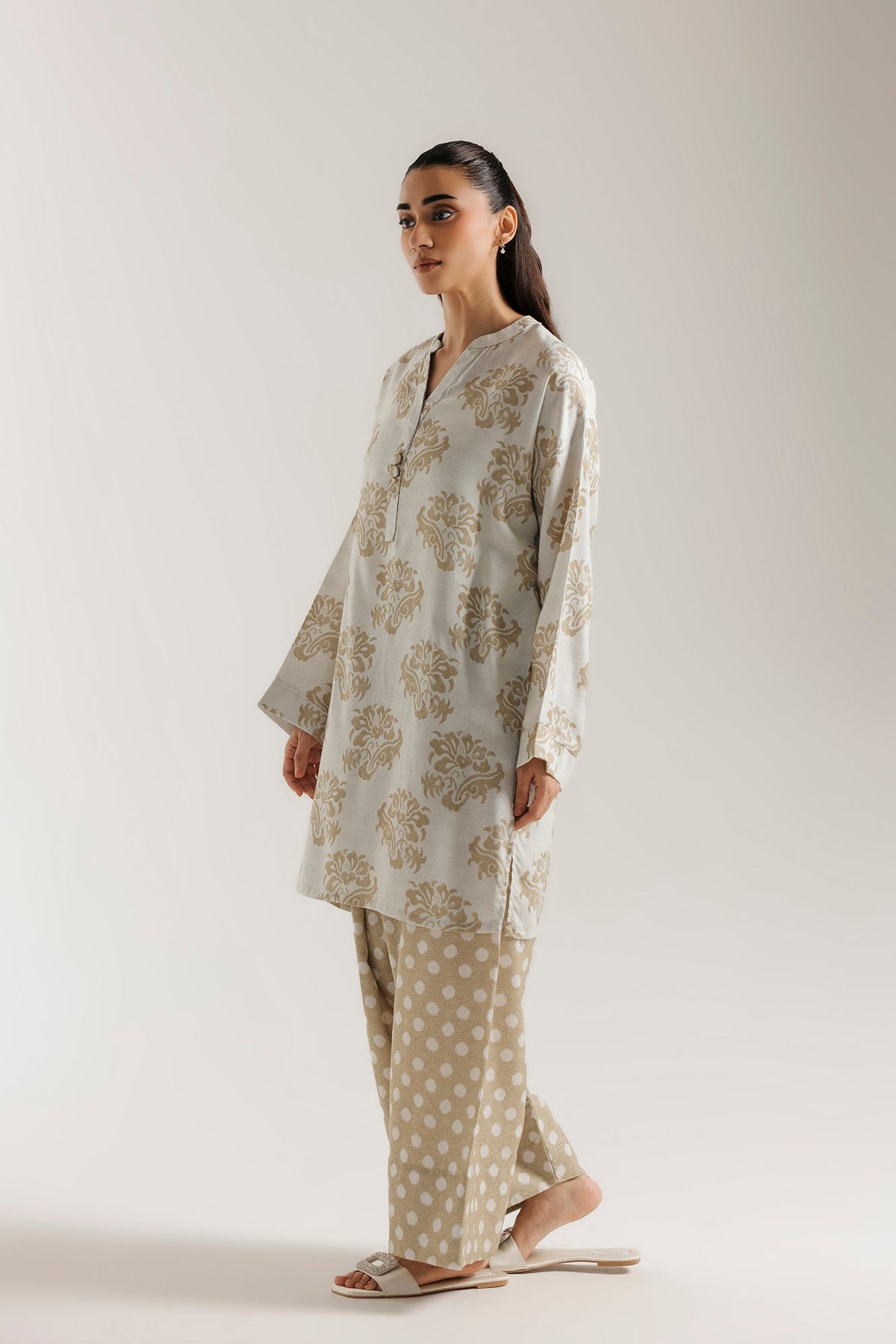 Embroidered 2 Piece Suit E9818
