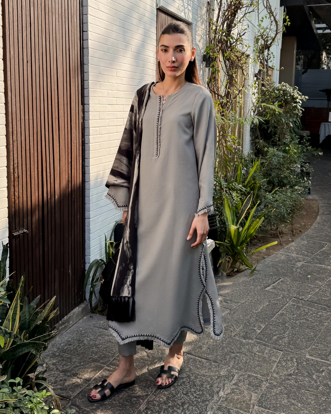 Embroided Thread Set