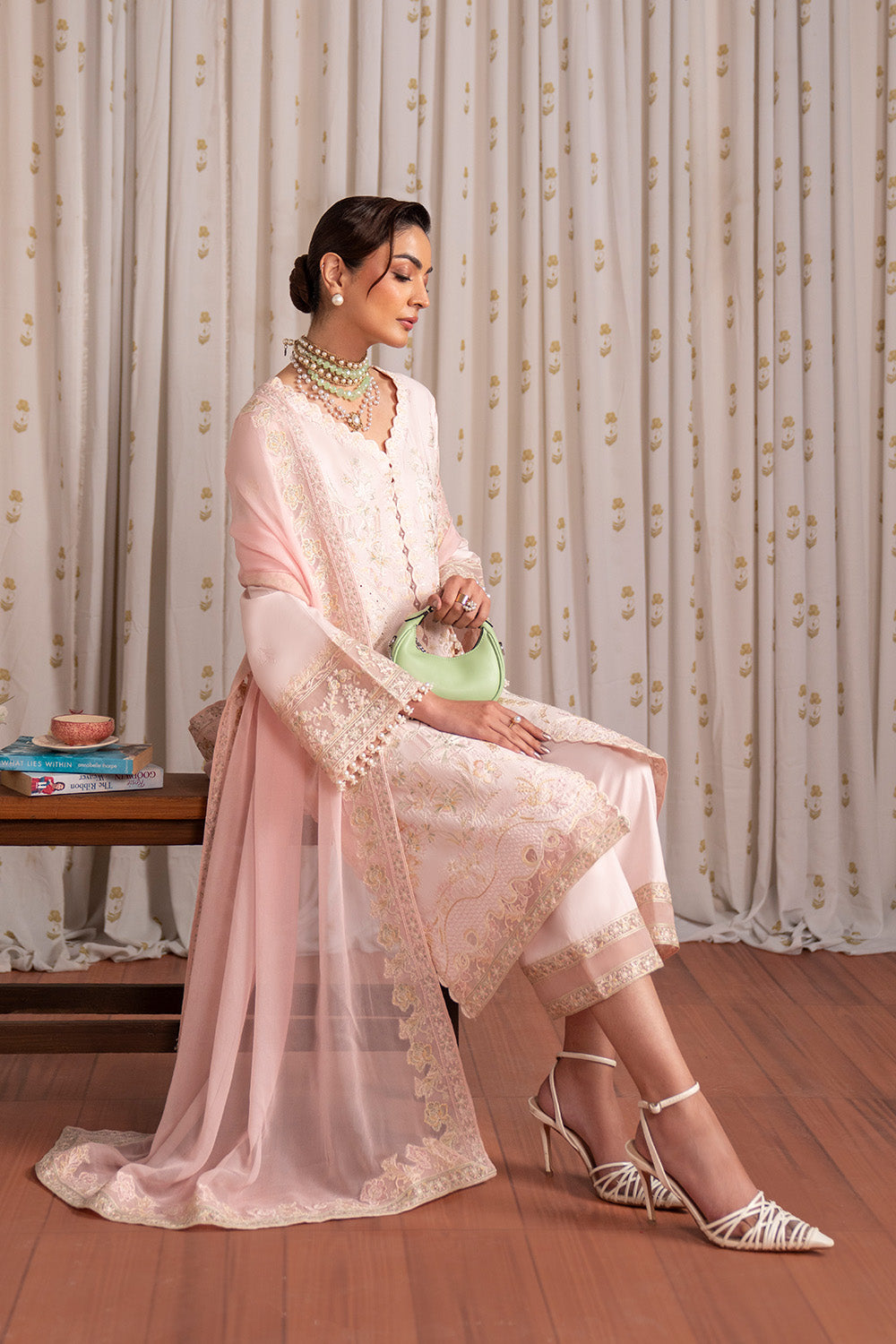 Heera - Msu0666