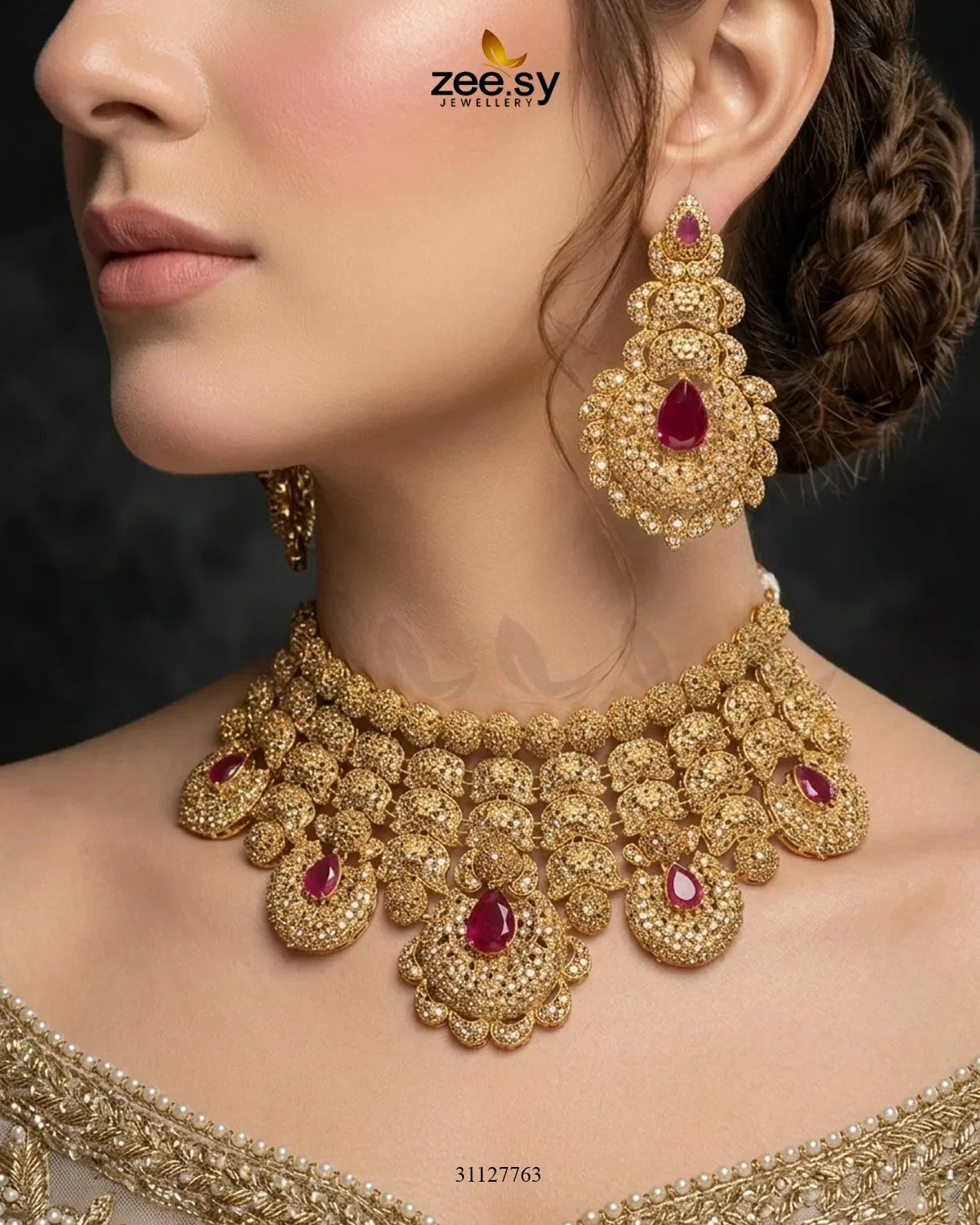 Scarlet Heritage Ruby Bridal Set