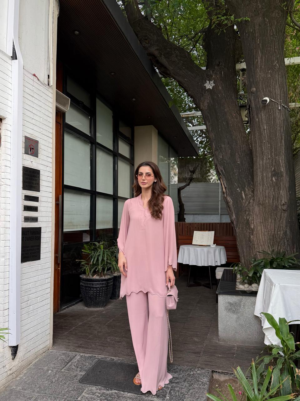 Tea Pink Scallop Set